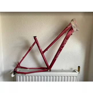 Kellys Phutura 30 női crosstrekking váz