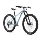 Liv Lurra 2 merevfarú hegyi