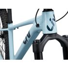 Liv Lurra 2 merevfarú hegyi