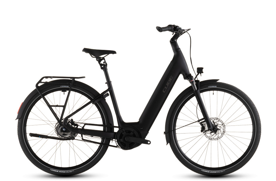 Cube Supreme RT Hybrid Deluxe EX 600 black'n'chrome Easy Entry city e-bike
